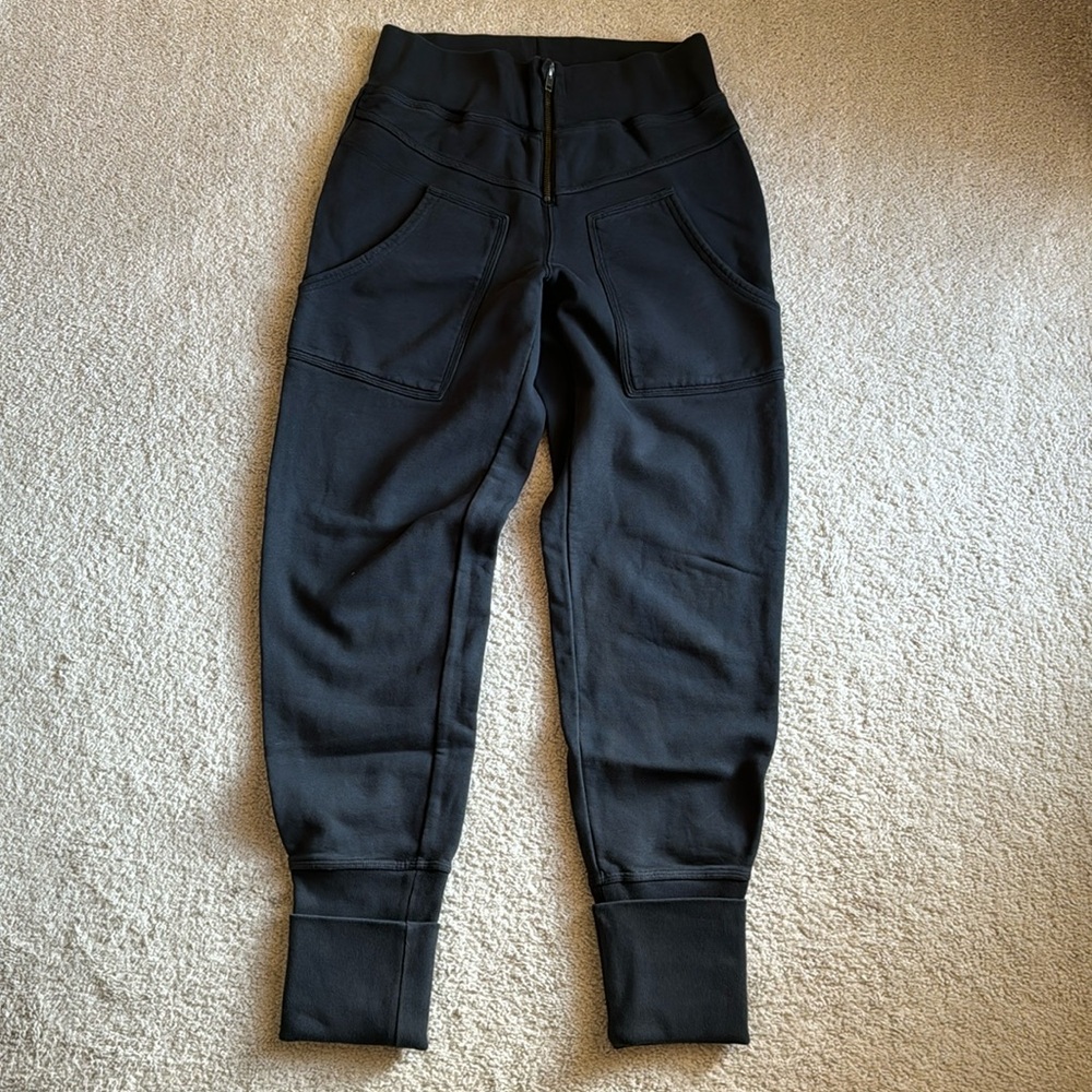 Free Peoplele Movement relaxed sweatpants size S